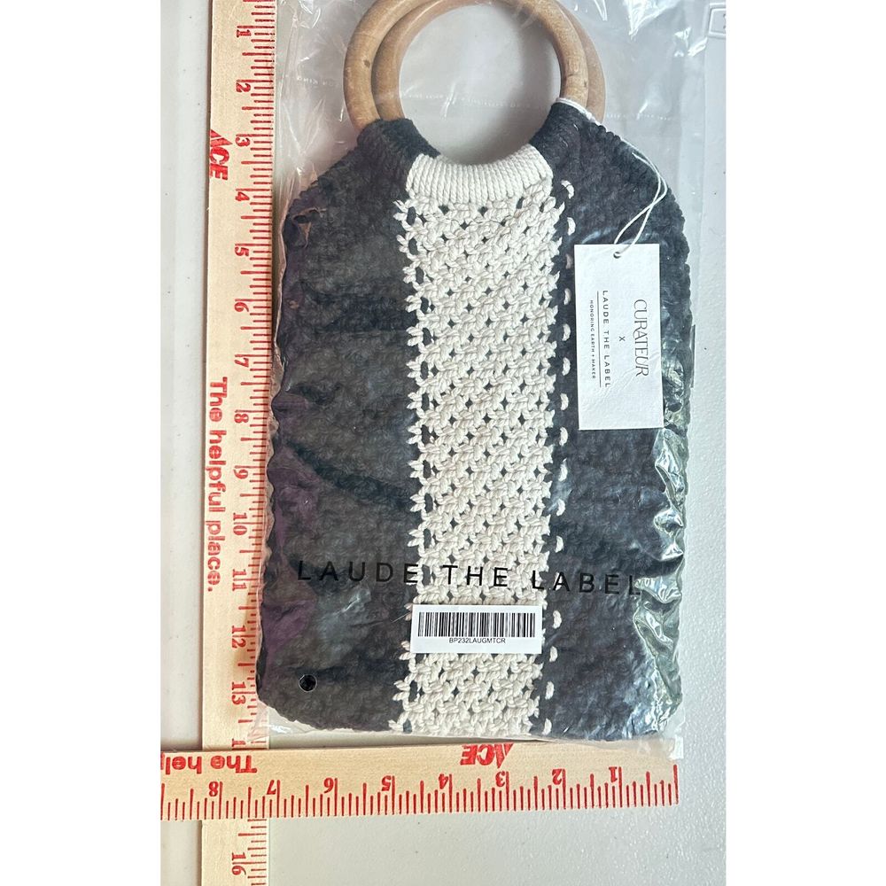 Laude The Label The Gabby Macrame Hand Bag Purse Black And Cream Wooden Handles — image 5 of 5
